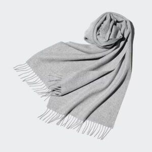 Uniqlo Cashmere Stole